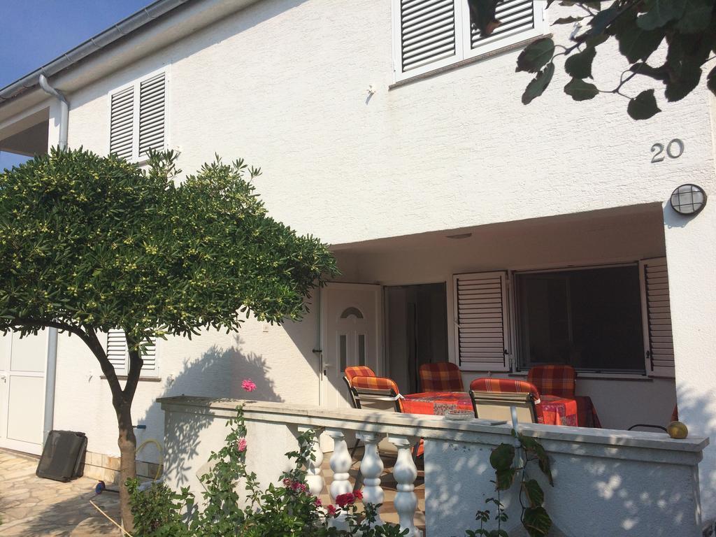 Dragica Apartments Vrsi Exterior photo